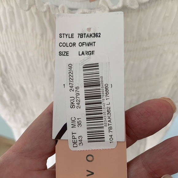 Evolutionary NWT Smocked Bodice Clip Dot Dress size L - Picture 4 of 8